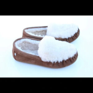 Emu Australia slip ons